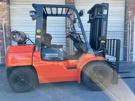 Diesel Forklifts - Toyota 7FGU35 (8)