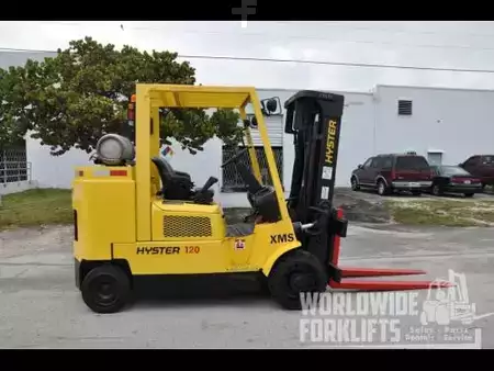 Montacargas GLP - Hyster S120XMS (1)