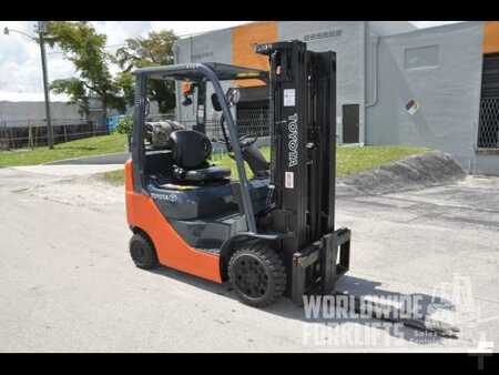 Carretilla elevadora GLP 2011  Toyota 8FGCU20 (11)