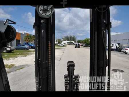 Carretilla elevadora GLP 2011  Toyota 8FGCU20 (15)