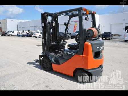 Carretilla elevadora GLP 2011  Toyota 8FGCU20 (7)