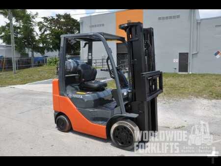 Propane Forklifts 2009  Toyota 8FGCU25 (12)