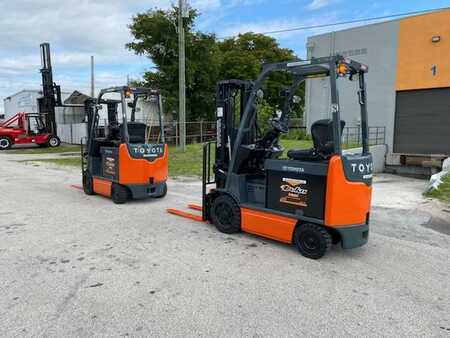 Montacargas diésel 2015  Toyota 8FBCU25 (6)