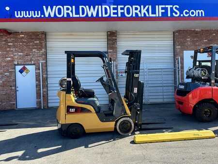 Propane Forklifts - CAT Lift Trucks FGC15N-LP /  C3000 (10)