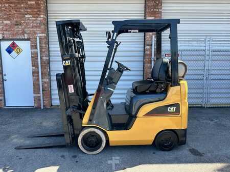 Propane Forklifts - CAT Lift Trucks FGC15N-LP /  C3000 (6)