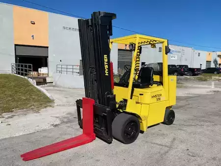 Propane Forklifts - Hyster S100XM BCS (1)