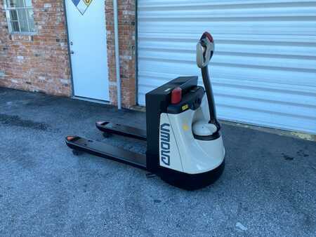 Diesel Forklifts - Crown WP2335-45 (10)