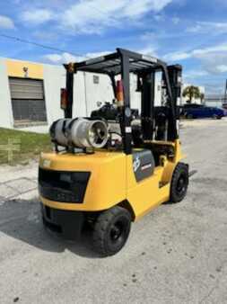 Carretilla elevadora GLP - CAT Lift Trucks GP25 FG25 (2)