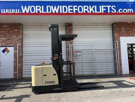 Horizontal order picker - Crown SP3220-30 (14)
