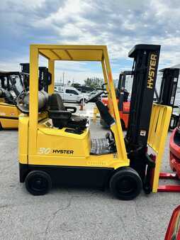 Propane Forklifts - Hyster S30XM (2)