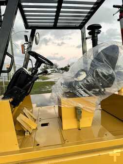 Montacargas diésel - CAT Lift Trucks DP150 (6)