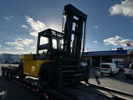 Diesel Forklifts - Komatsu FD135 (8)