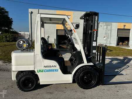 Carretilla elevadora GLP - Nissan PF70LPG  MUG1F35LV (15)