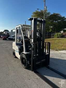 Carretilla elevadora GLP - Nissan PF70LPG  MUG1F35LV (17)
