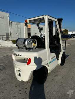 Propane Forklifts - Nissan PF70LPG  MUG1F35LV (6)