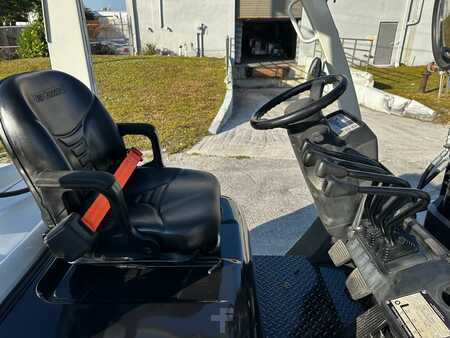 Propane Forklifts - Nissan PF70LPG  MUG1F35LV (9)