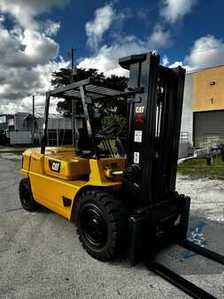 Montacargas diésel - CAT Lift Trucks DP45 (12)