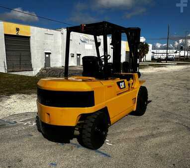 Montacargas diésel - CAT Lift Trucks DP45 (6)