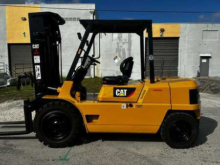 Montacargas diésel - CAT Lift Trucks DP45 (8)