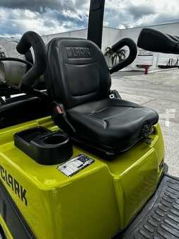 Carretilla elevadora GLP - Clark C25C (6)