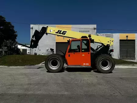 Diesel Forklifts 2014  JLG G6-42A (2)