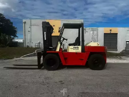 Diesel Forklifts - Nissan VF05H70V (3)
