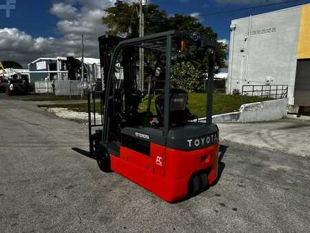 Montacargas diésel - Toyota 8FBE20U (10)