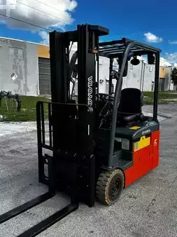 Diesel Forklifts - Toyota 8FBE15U (1)