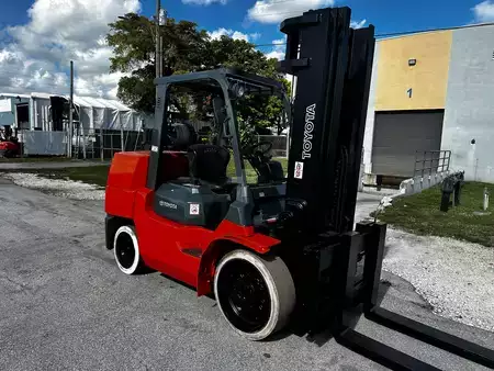 Propane Forklifts - Toyota 7FGCU70 (5)