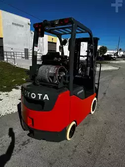 Montacargas GLP - Toyota 8FGCSU20 (5)