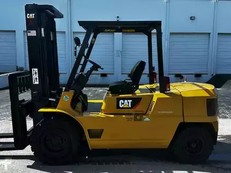 Montacargas diésel - CAT Lift Trucks FD50 DP50 (3)