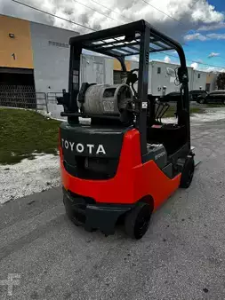 Montacargas GLP - Toyota 8FGCU20 (5)