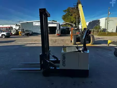 Montacargas diésel - Crown 20WB TL (3)