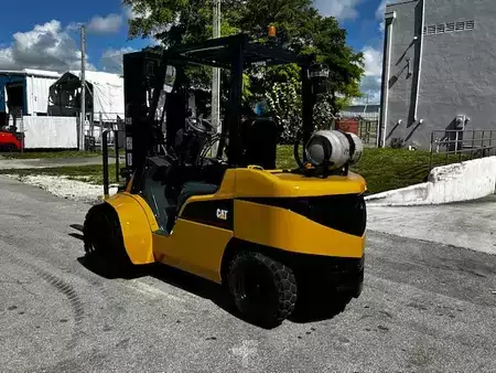 Propane Forklifts - CAT Lift Trucks FG30N (4)