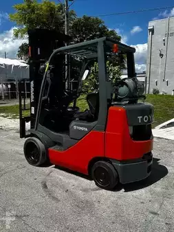 Montacargas GLP - Toyota 8FGCU25   QFV (4)