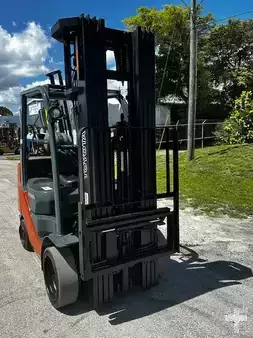 Montacargas GLP - Toyota 8FGCU25   QFV (6)