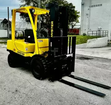 Propane Forklifts  Hyster H60FT (1)