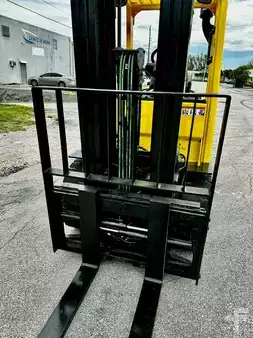 Propane Forklifts  Hyster H60FT (4)