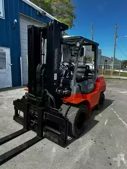 Other  Toyota 7FGU35 DD FSV (1)