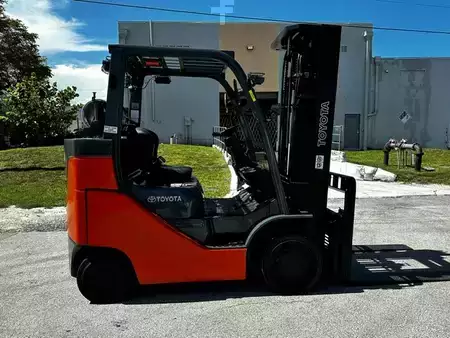 Propane Forklifts  Toyota 8FGC35U (6)