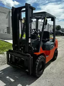 Other - Toyota 7FDU30 (2)