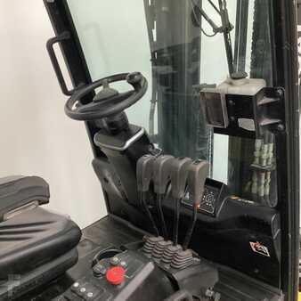 Electric - 4 wheels 2016  Hyundai 25BH-9 (7)