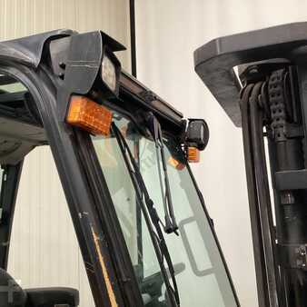 Electric - 4 wheels 2016  Hyundai 25BH-9 (9)