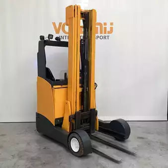 Chariots à mât rétractable 2011  Jungheinrich ETV C16 (2)