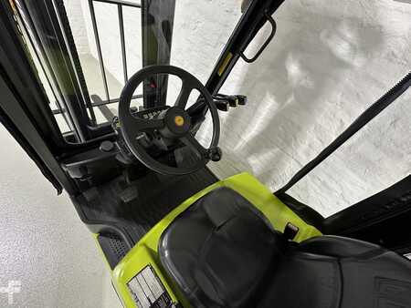 LPG VZV 2010  Clark C15CL (7)