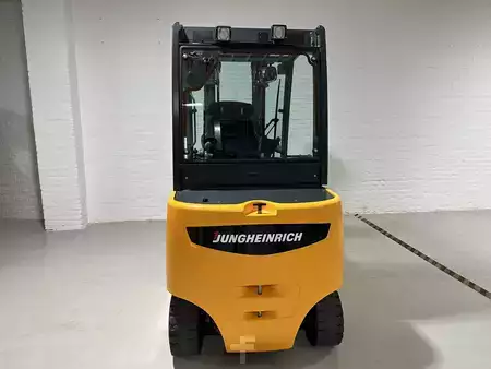 Elektromos 4 kerekű 2014  Jungheinrich EFG S30 (3)