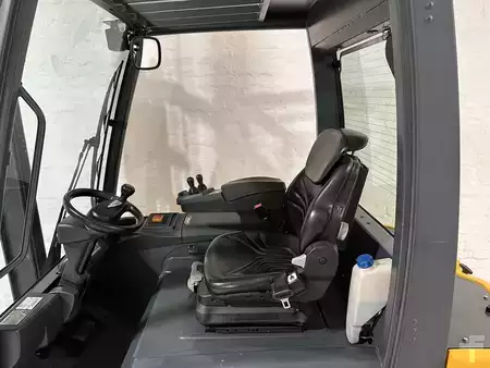 Elektromos 4 kerekű 2014  Jungheinrich EFG S30 (7)