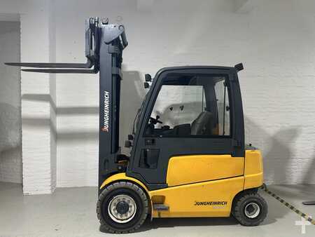 El Truck - 4-hjul 2011  Jungheinrich EFG 535 (2)