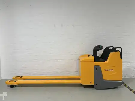Niederhubwagen 2017  Jungheinrich ERE 225 G2400 (1)