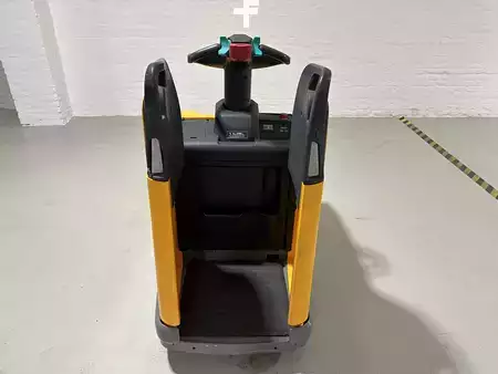 Niederhubwagen 2017  Jungheinrich ERE 225 G2400 (3)